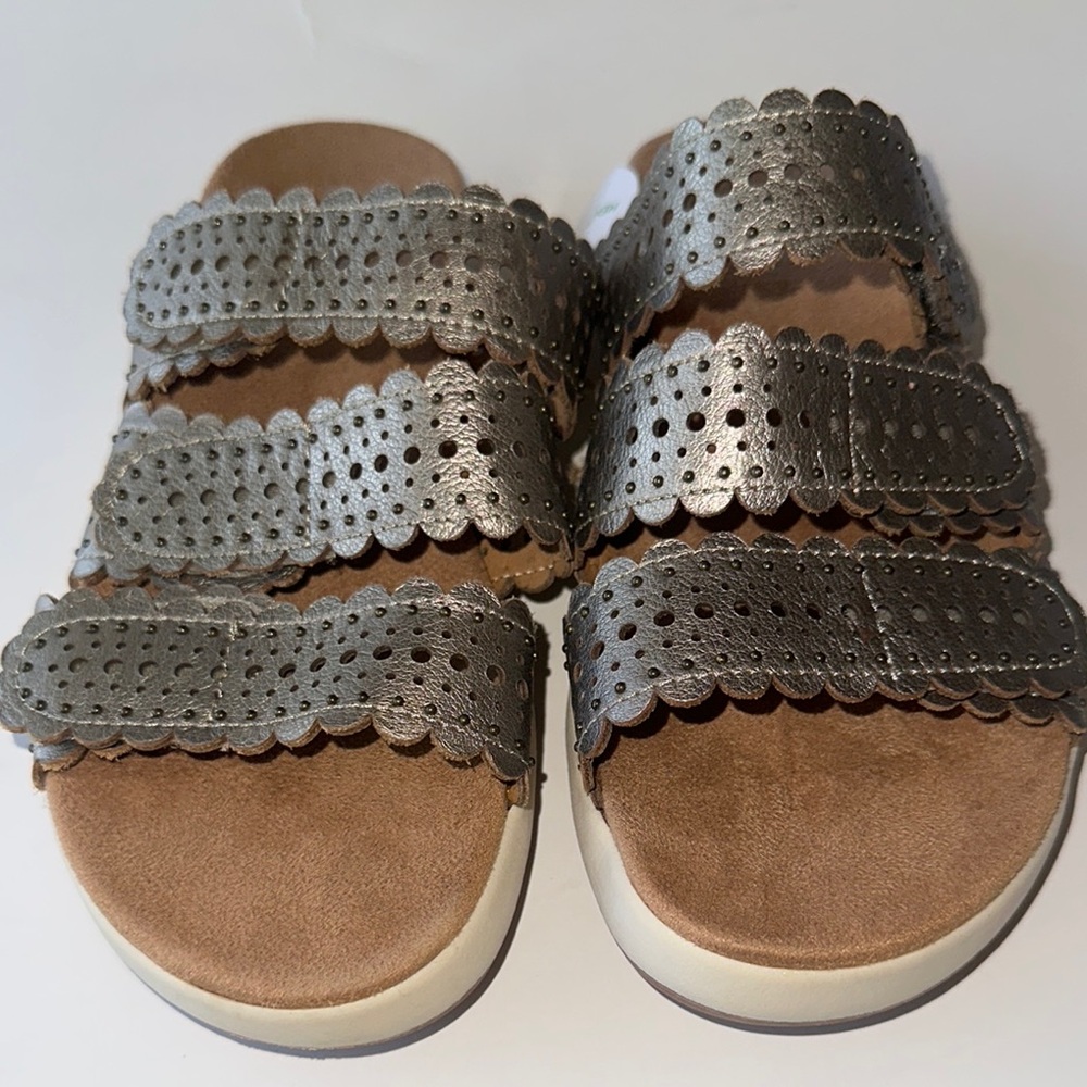 Jambu Silver and Brown Crochet Sandals